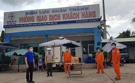 Châu Thành An Giang Bố Để Chân Lên Đầu Con